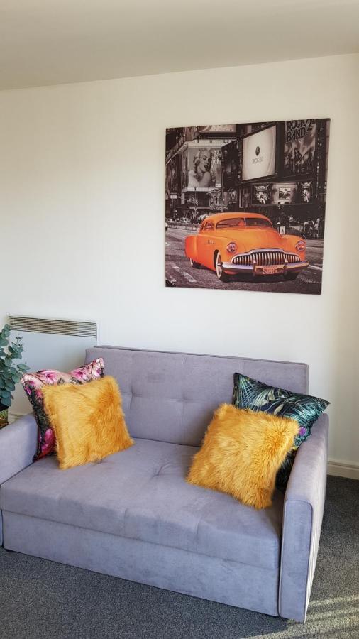 City Centre 1 Bed Apartment With Free On Site Parking With Cctv By Lets Relocations Бірмінгем Екстер'єр фото